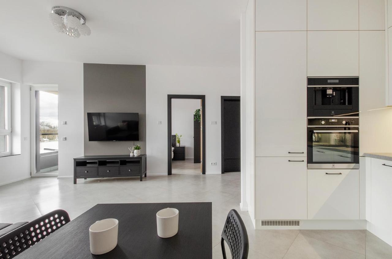 Goldaparts Manufaktura Premium Apartment Lodz  Ngoại thất bức ảnh