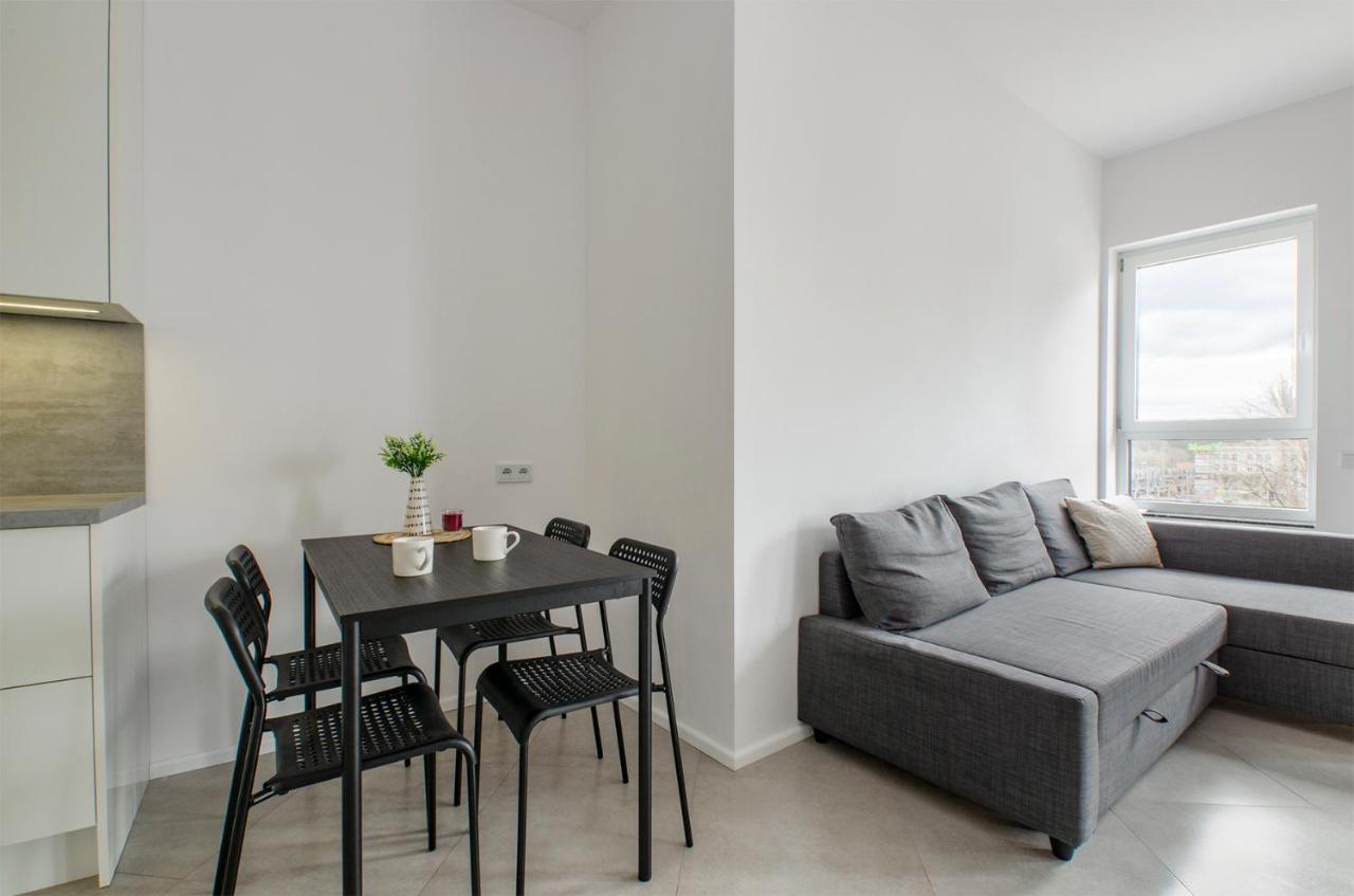 Goldaparts Manufaktura Premium Apartment Lodz  Ngoại thất bức ảnh