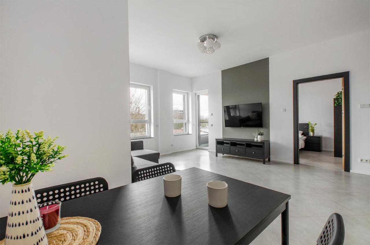 Goldaparts Manufaktura Premium Apartment Lodz  Ngoại thất bức ảnh